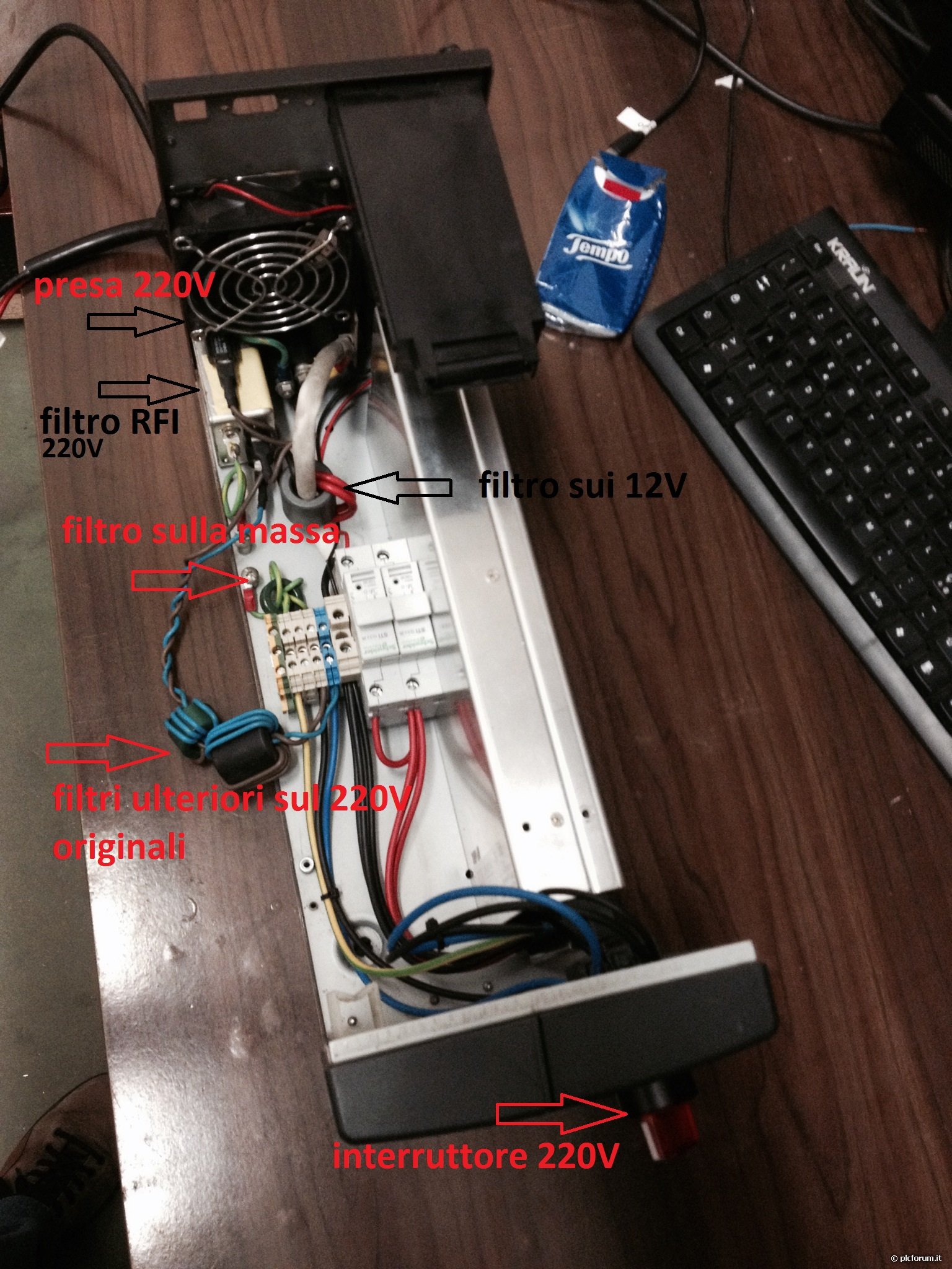 Alimentatore%20risol.max.JPG