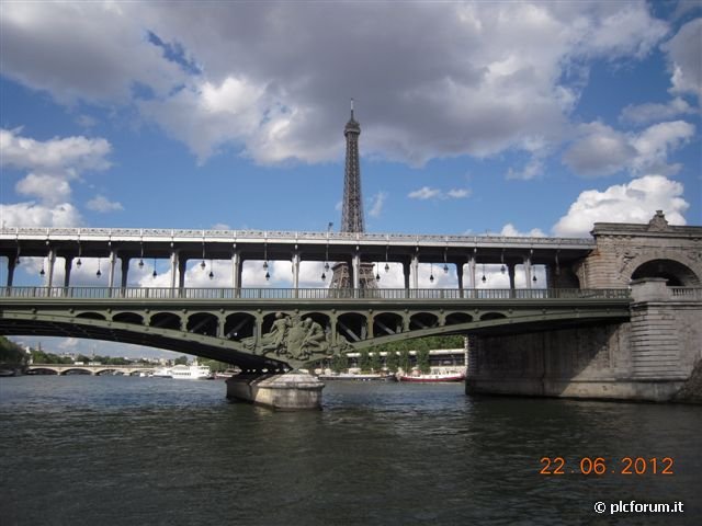 Bateaux%20Mouches%20%2834%29.JPG