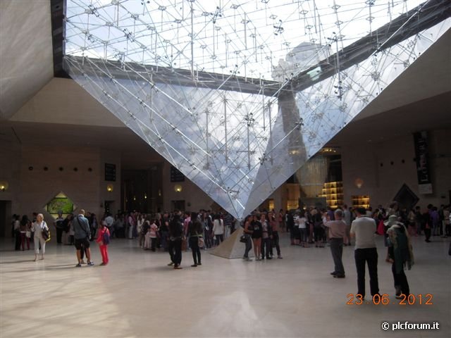 Louvre.JPG