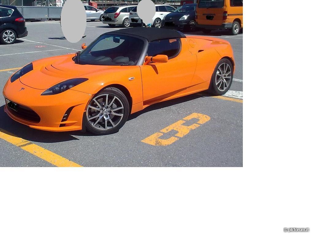 TESLA%20ROADSTER2.JPG